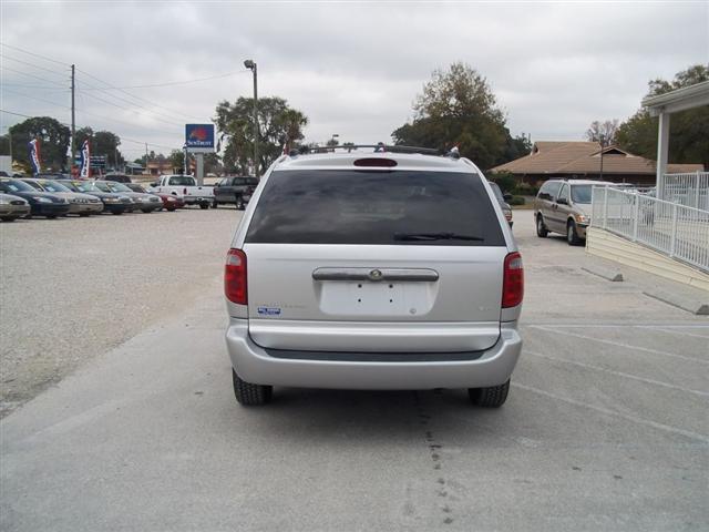 2002 Chrysler Town and Country Open-top