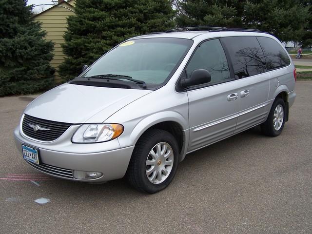 2002 Chrysler Town and Country TRD Off-road Pkg 6 1/2 Ft Bed