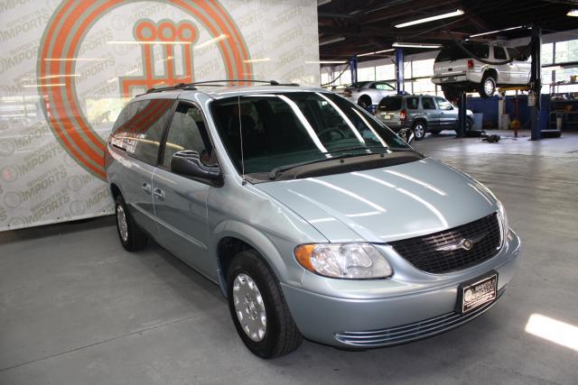 2003 Chrysler Town and Country Elk Conversion Van