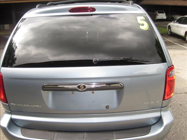 2005 Chrysler Town and Country S Premium PACK