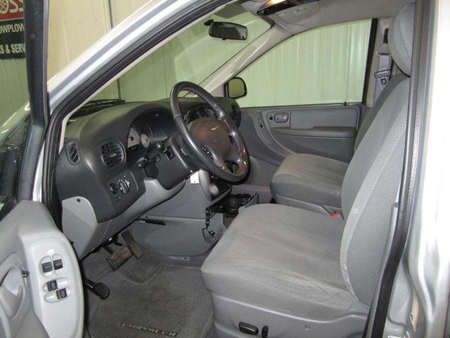 2007 Chrysler Town and Country 3.5