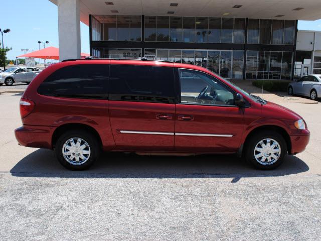 2007 Chrysler Town and Country 3.5