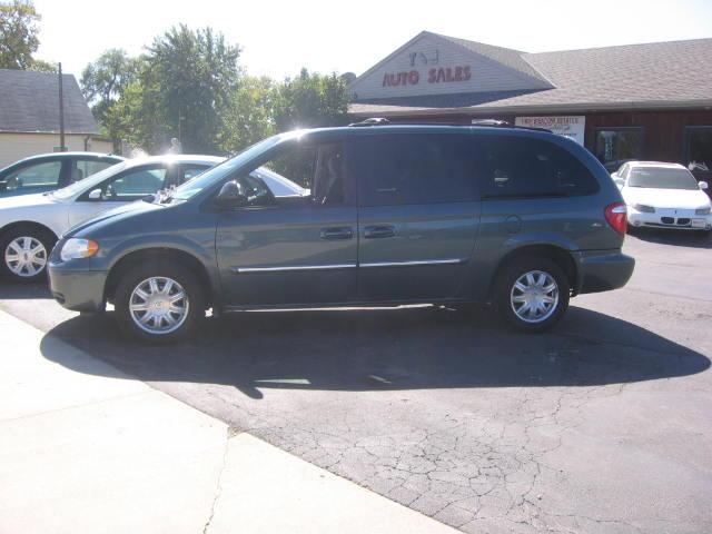 2007 Chrysler Town and Country 3.5