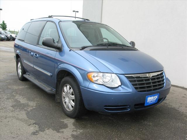 2007 Chrysler Town and Country 3.5