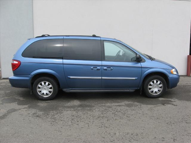 2007 Chrysler Town and Country 3.5