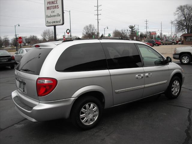 2007 Chrysler Town and Country 3.5