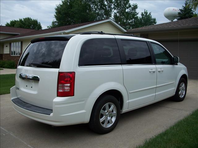 2008 Chrysler Town and Country 3.5