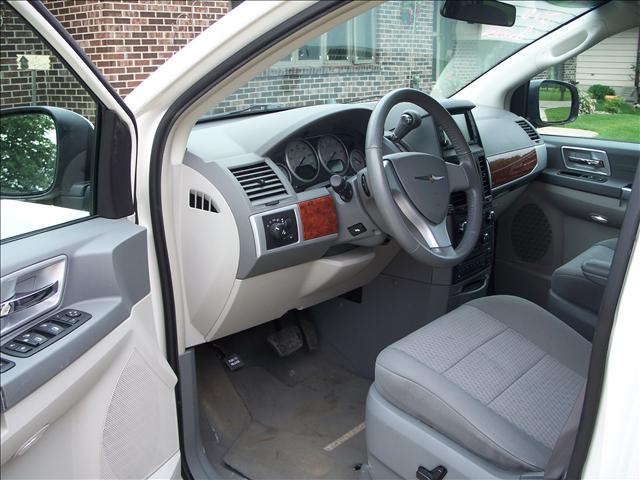 2008 Chrysler Town and Country 3.5