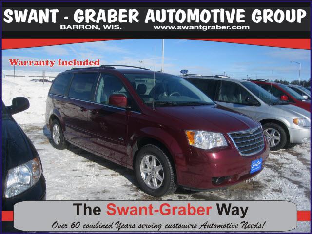 2008 Chrysler Town and Country Silverado Short Bed Z71 4x4