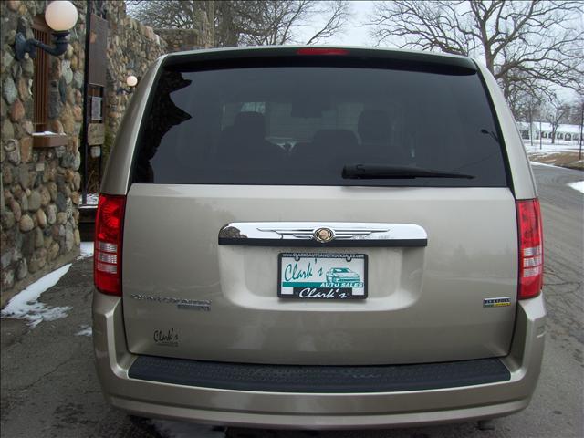 2008 Chrysler Town and Country Elk Conversion Van