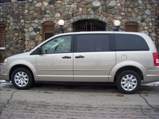 2008 Chrysler Town and Country Elk Conversion Van