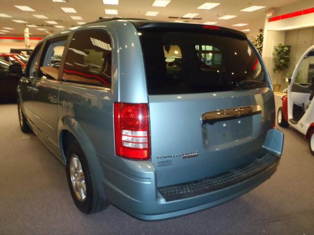 2008 Chrysler Town and Country 3.5