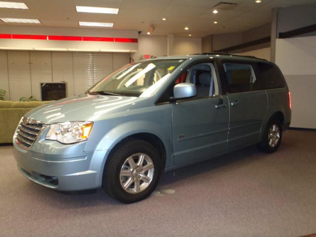 2008 Chrysler Town and Country 3.5