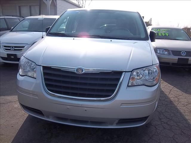 2008 Chrysler Town and Country Elk Conversion Van