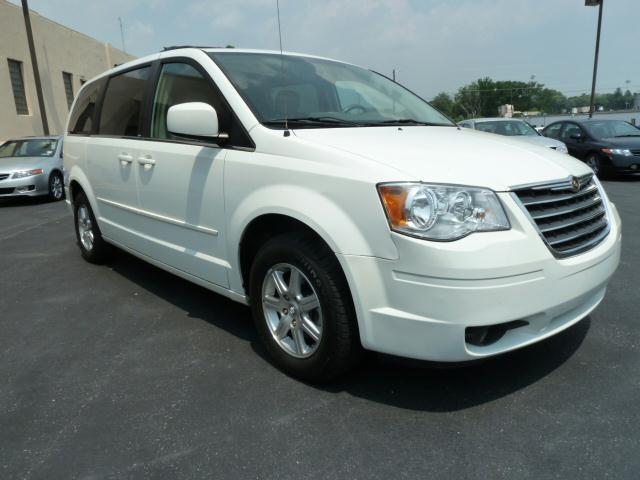 2008 Chrysler Town and Country 3.5