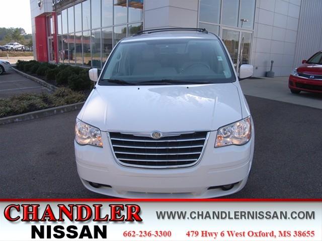 2008 Chrysler Town and Country 3.5