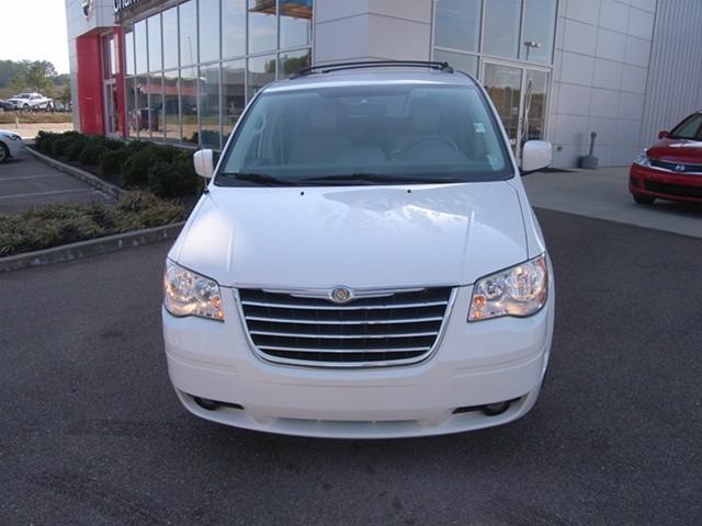 2008 Chrysler Town and Country 3.5