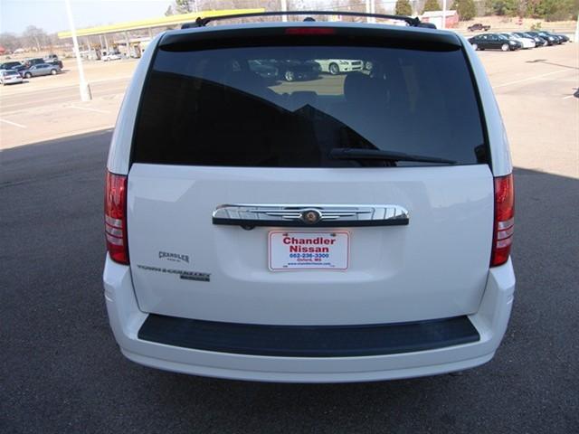 2008 Chrysler Town and Country 3.5