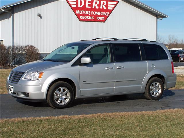 2008 Chrysler Town and Country 3.5