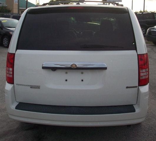 2008 Chrysler Town and Country 3.5