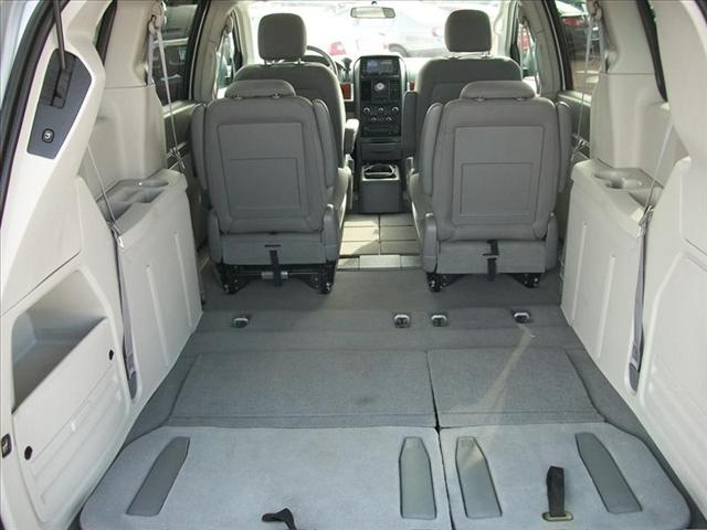 2008 Chrysler Town and Country 3.5