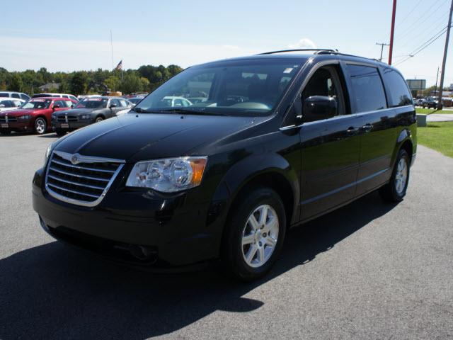 2008 Chrysler Town and Country 3.5