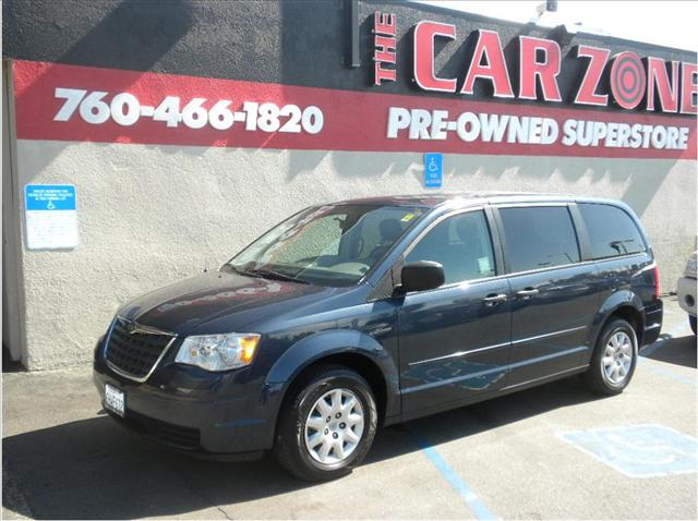 2008 Chrysler Town and Country SL Regular Cab 2WD