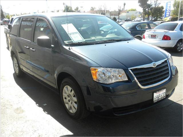 2008 Chrysler Town and Country SL Regular Cab 2WD