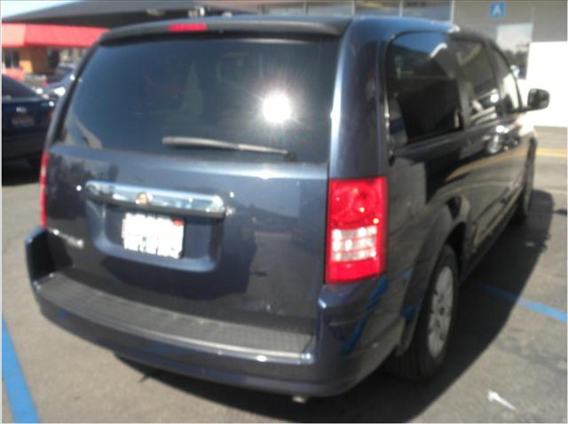 2008 Chrysler Town and Country SL Regular Cab 2WD