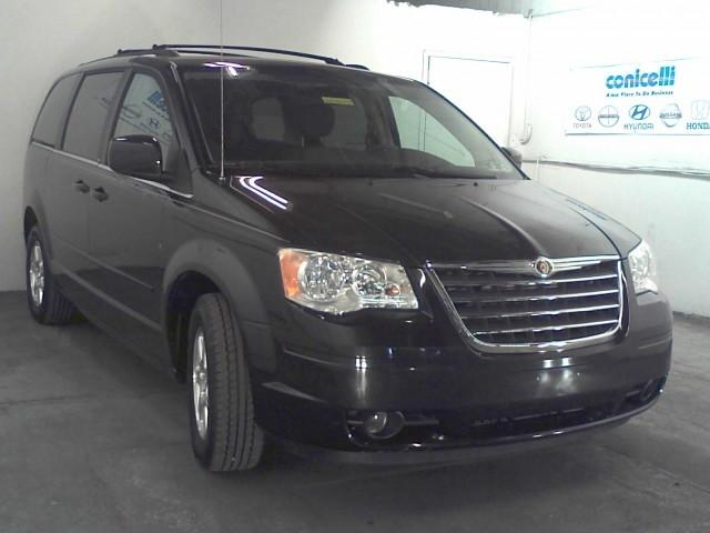 2008 Chrysler Town and Country 5 LS