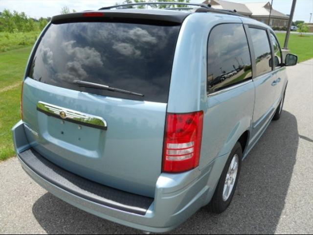 2008 Chrysler Town and Country 3.5