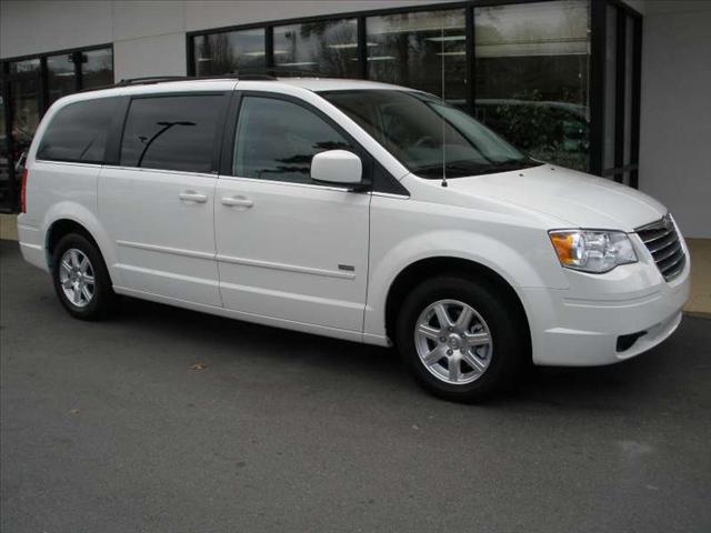 2008 Chrysler Town and Country 3.5