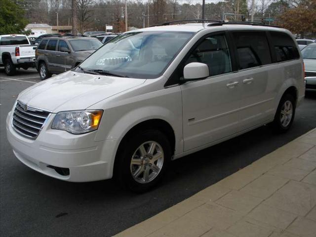 2008 Chrysler Town and Country 3.5