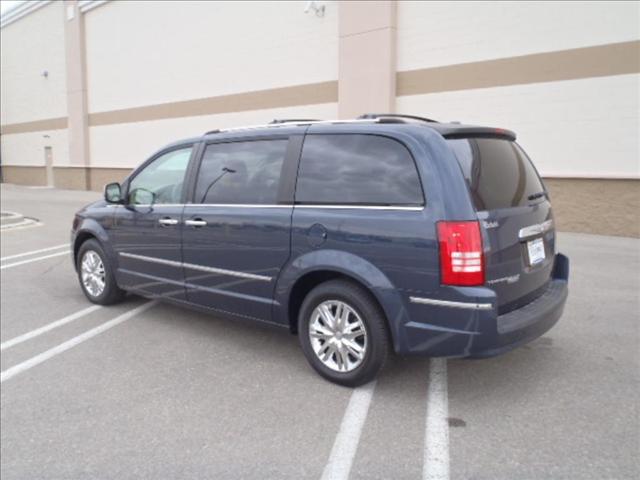 2008 Chrysler Town and Country 4dr Sdn Auto (natl) Sedan