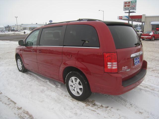 2008 Chrysler Town and Country 3.5