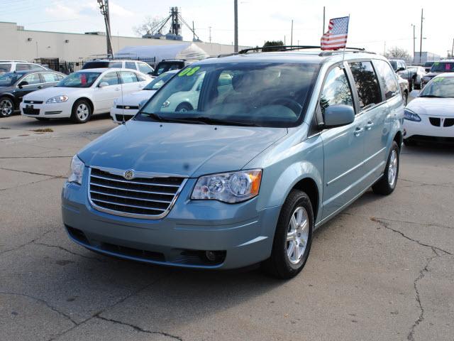 2008 Chrysler Town and Country 3.5