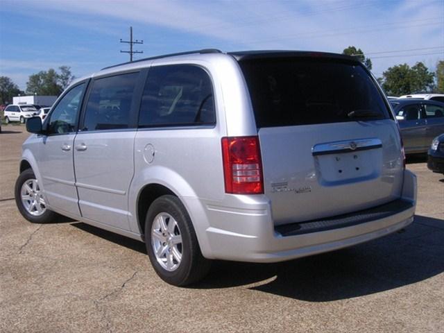 2008 Chrysler Town and Country 3.5