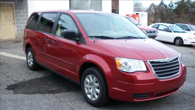 2008 Chrysler Town and Country Elk Conversion Van