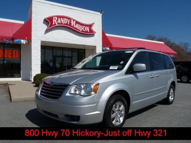 2008 Chrysler Town and Country 3.5