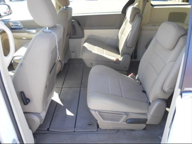 2008 Chrysler Town and Country 3.5