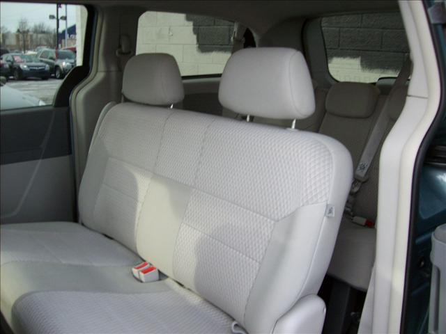 2008 Chrysler Town and Country Elk Conversion Van