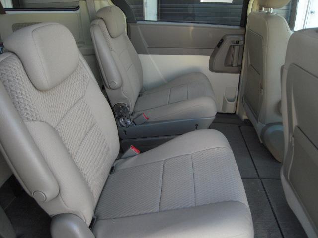 2008 Chrysler Town and Country 3.5