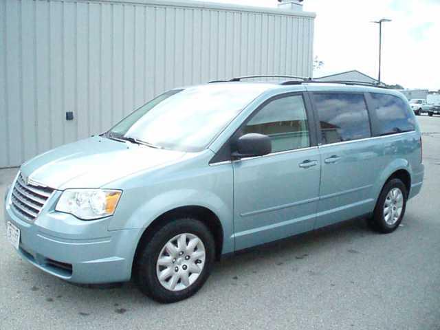 2009 Chrysler Town and Country Elk Conversion Van