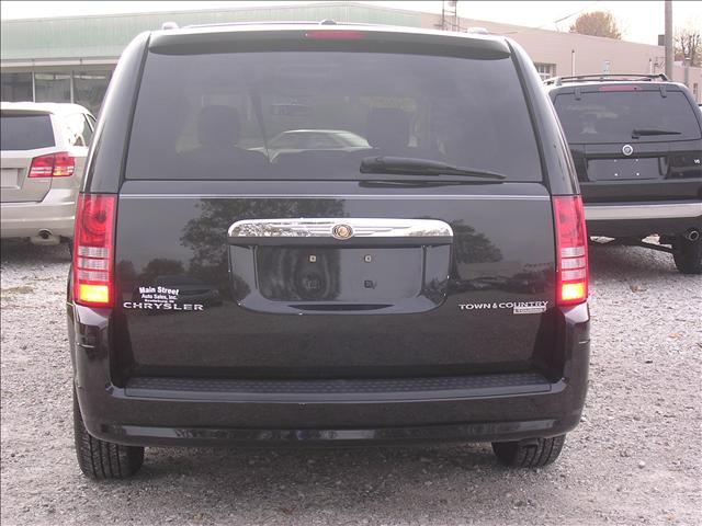 2009 Chrysler Town and Country 3.5