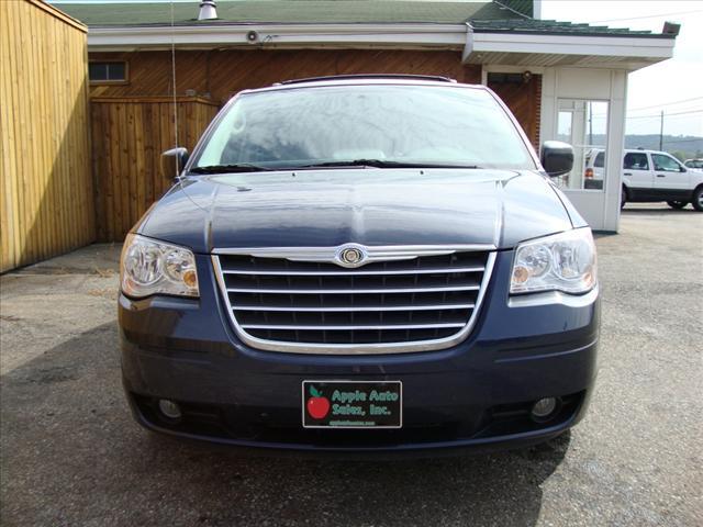 2009 Chrysler Town and Country 3.5