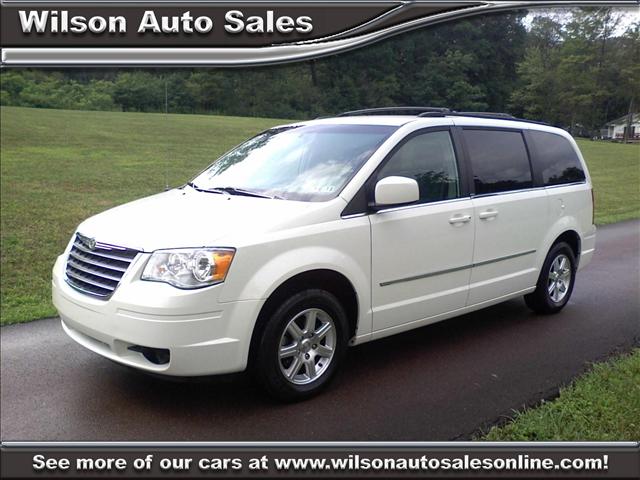 2009 Chrysler Town and Country 5 LS