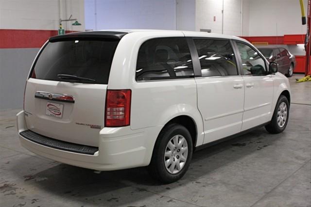 2009 Chrysler Town and Country Elk Conversion Van