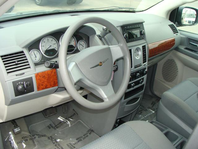 2009 Chrysler Town and Country Elk Conversion Van