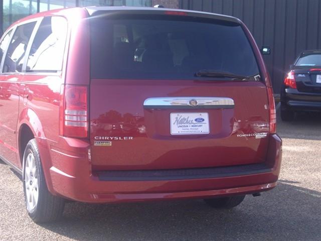 2009 Chrysler Town and Country Elk Conversion Van