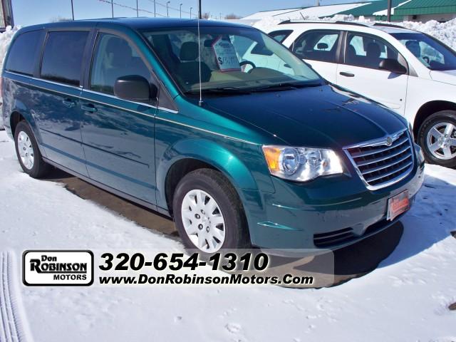 2009 Chrysler Town and Country Unknown